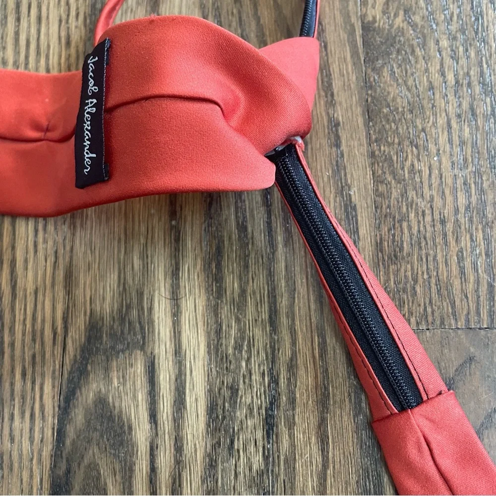 3/$10  Boy’s necktie
